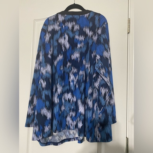 Belle by Kim Gravel Blue Patterned V-Neck Dress Women’s Size 3X - Picture 2 of 2